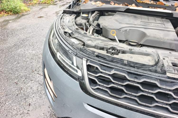 Used Land Rover Range Evoque 2020 249 PS R-DYNAMIC S Sport Edition Engine Bay Right