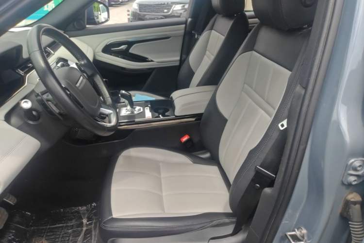 Used Land Rover Range Evoque 2020 249 PS R-DYNAMIC S Sport Edition Left Front Seat