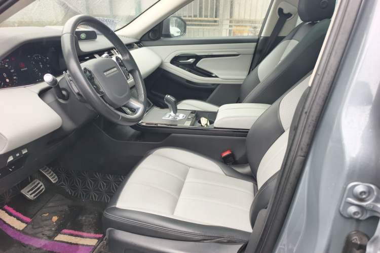 Used Land Rover Range Evoque 2020 249 PS R-DYNAMIC S Sport Edition Left Front Seat