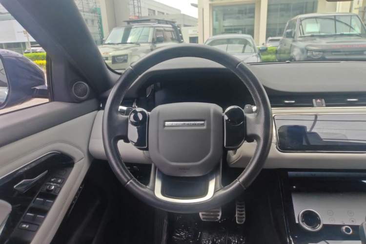 Used Land Rover Range Evoque 2020 249 PS R-DYNAMIC S Sport Edition Steering Wheel