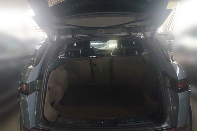 Used Land Rover Range Evoque 2020 249 PS R-DYNAMIC SE Sport Technology Edition Trunk