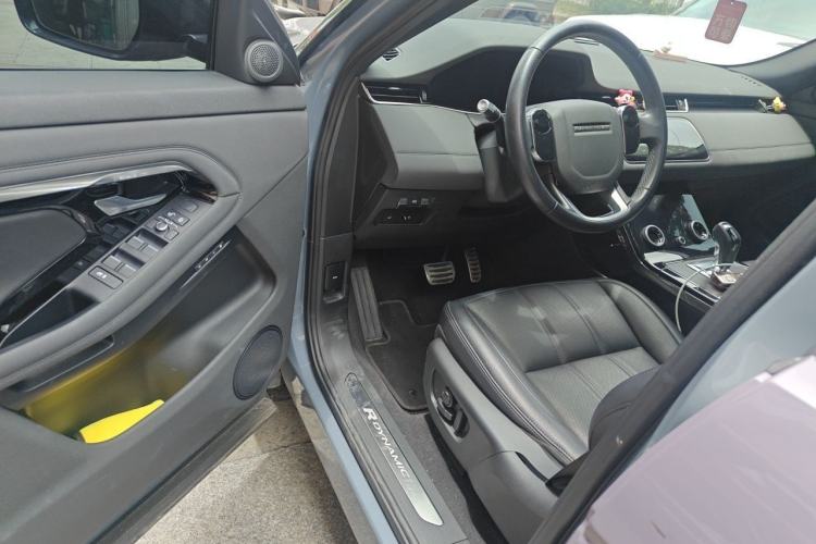 Used Land Rover Range Evoque 2020 249 PS R-DYNAMIC SE Sport Technology Edition Driver Seat
