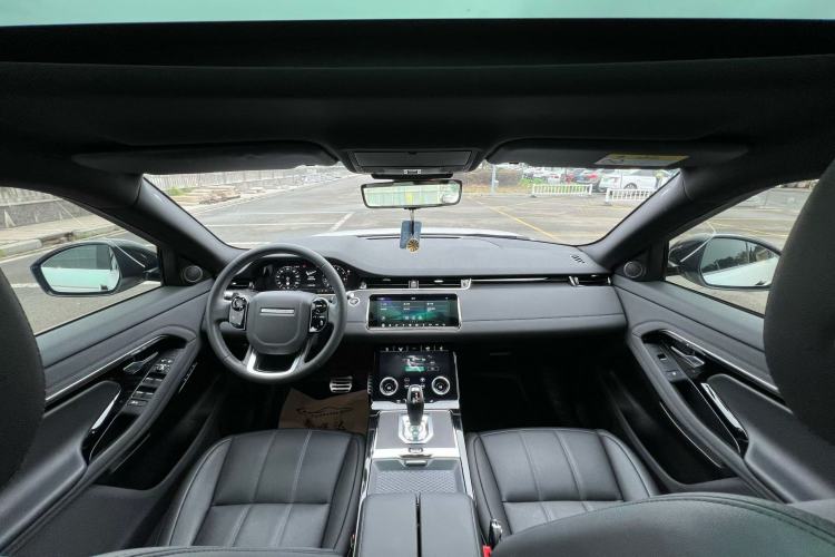 Used Land Rover Range Evoque 2020 249 PS R-DYNAMIC S Black Edition Sport Version Interior 1