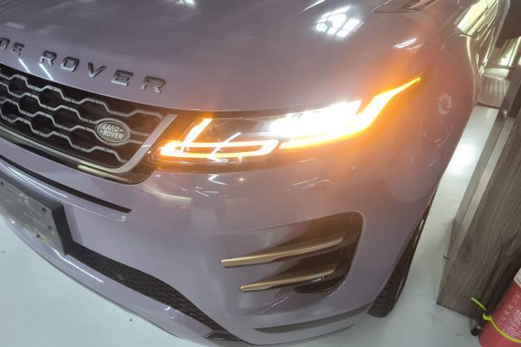 Used Land Rover Range Evoque 2020 249 PS R-DYNAMIC S Sport Edition Left Front Headlight