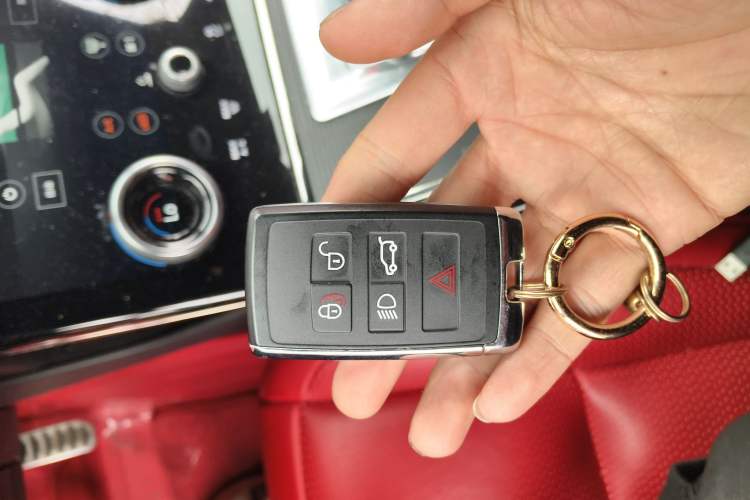 Used Land Rover Range Evoque 2020 249 PS R-DYNAMIC S Black Edition Sport Version Vehicle Key