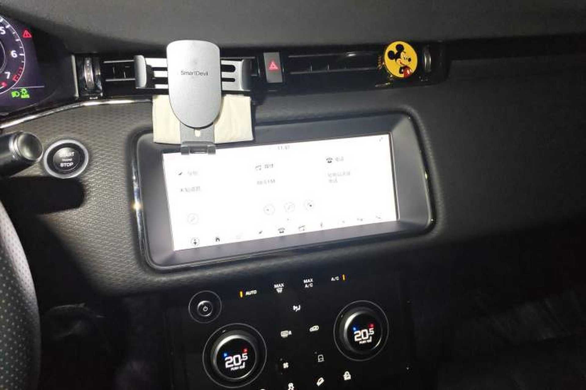 Used Land Rover Range Evoque 2020 249 PS R-DYNAMIC S Sport Edition Audio And AC Panel