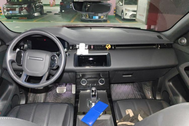 Used Land Rover Range Evoque 2020 249 PS R-DYNAMIC S Sport Edition Center Console