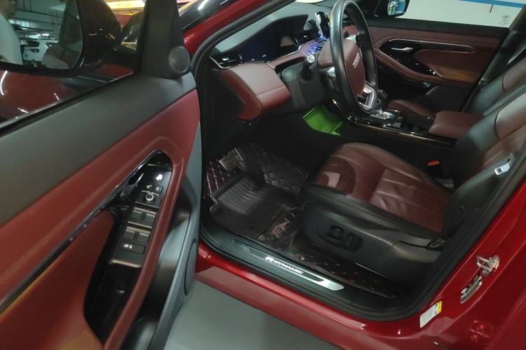 Used Land Rover Range Evoque 2020 249 PS R-DYNAMIC SE Sport Technology Edition Driver Seat