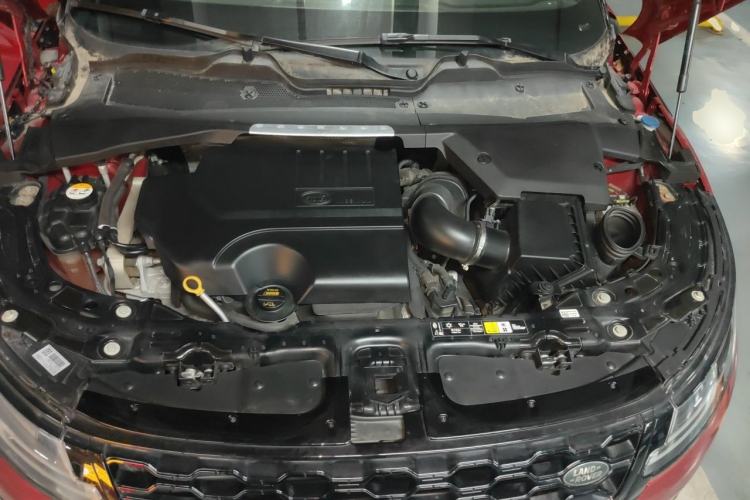 Used Land Rover Range Evoque 2020 249 PS R-DYNAMIC SE Sport Technology Edition Engine Bay