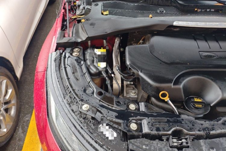Used Land Rover Range Evoque 2020 249 PS R-DYNAMIC S Sport Edition Engine Bay Right