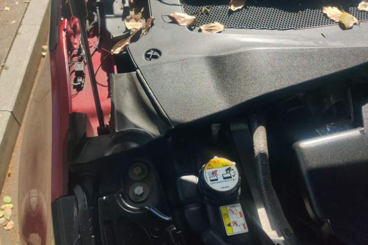 Used Land Rover Range Evoque 2020 249 PS R-DYNAMIC SE Sport Technology Edition Engine Bay Right