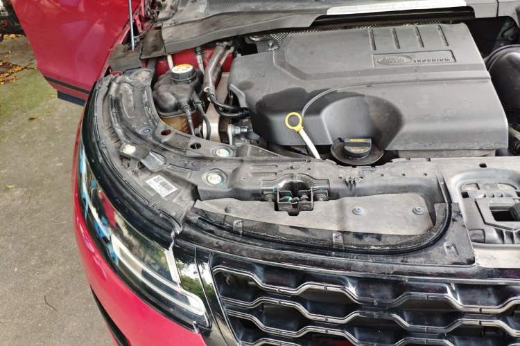 Used Land Rover Range Evoque 2020 249 PS R-DYNAMIC S First-Edition Sport Custom Edition Engine Bay Right