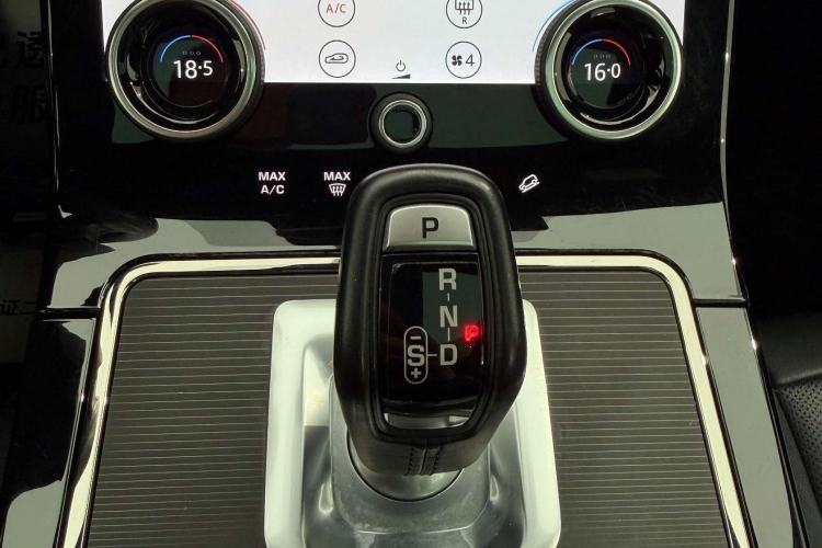 Used Land Rover Range Evoque 2020 249 PS R-DYNAMIC S First-Edition Sport Custom Edition Gear Lever