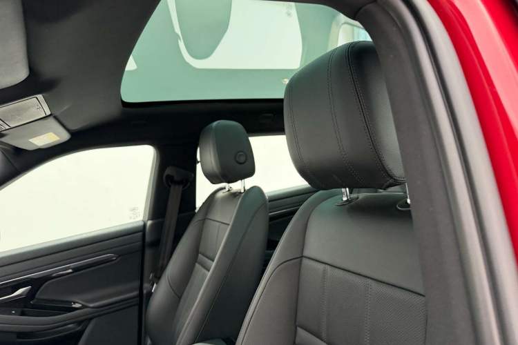 Used Land Rover Range Evoque 2020 249 PS R-DYNAMIC S First-Edition Sport Custom Edition Headliner