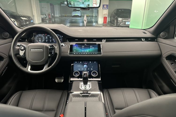 Used Land Rover Range Evoque 2020 249 PS R-DYNAMIC SE Sport Technology Edition Interior 11