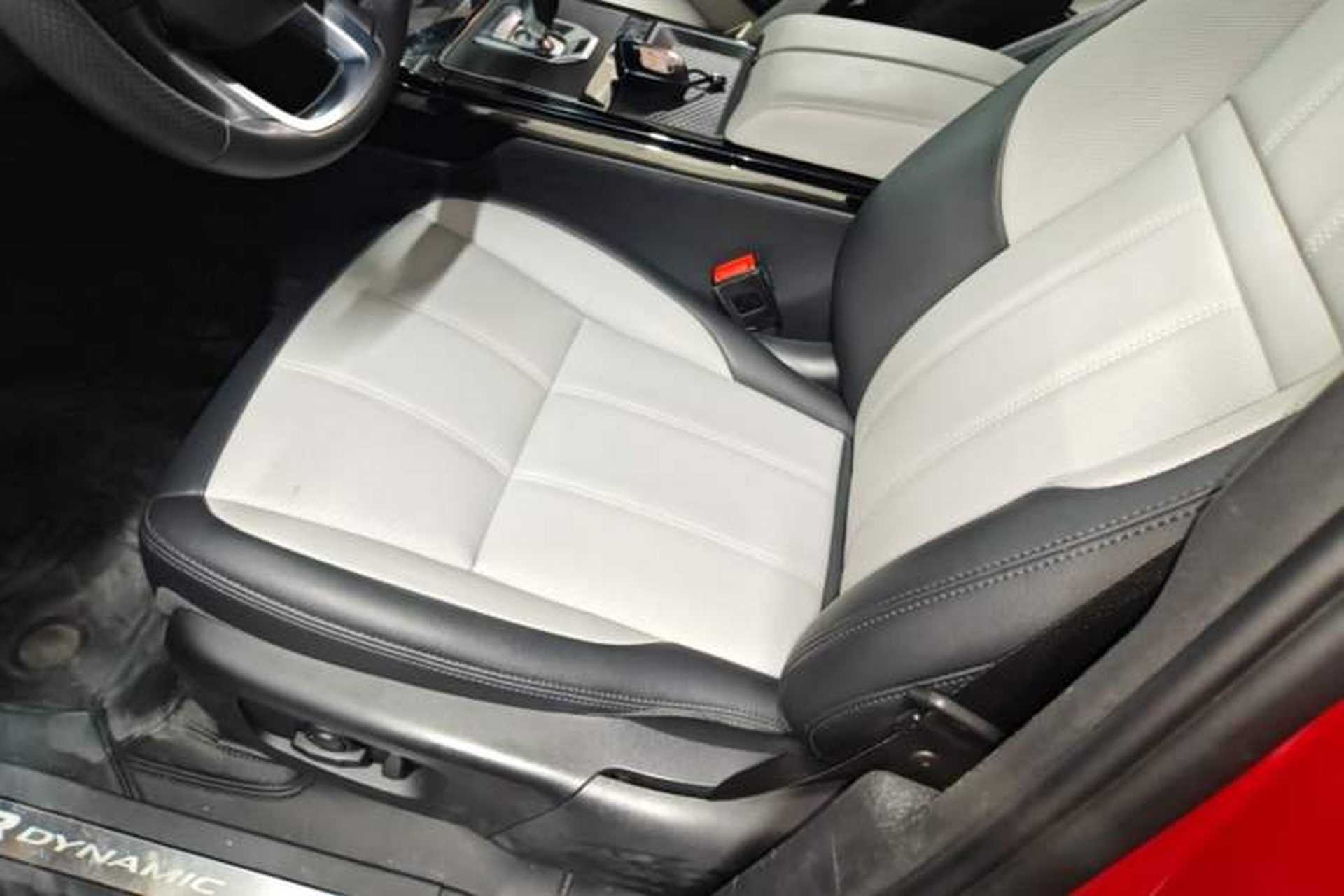 Used Land Rover Range Evoque 2020 249 PS R-DYNAMIC S Blackened Sport Technology Edition Left Front Seat