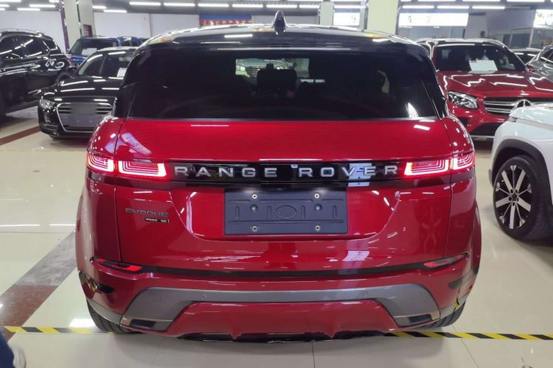 Used Land Rover Range Evoque 2020 249 PS R-DYNAMIC SE Sport Technology Edition Rear