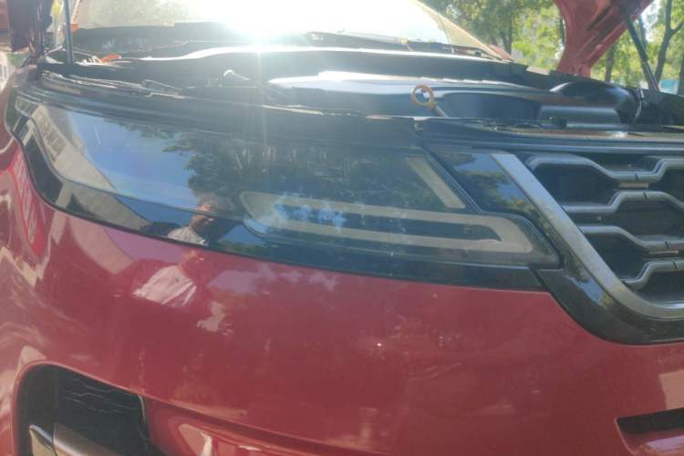 Used Land Rover Range Evoque 2020 249 PS R-DYNAMIC SE Sport Technology Edition Right Front Headlight