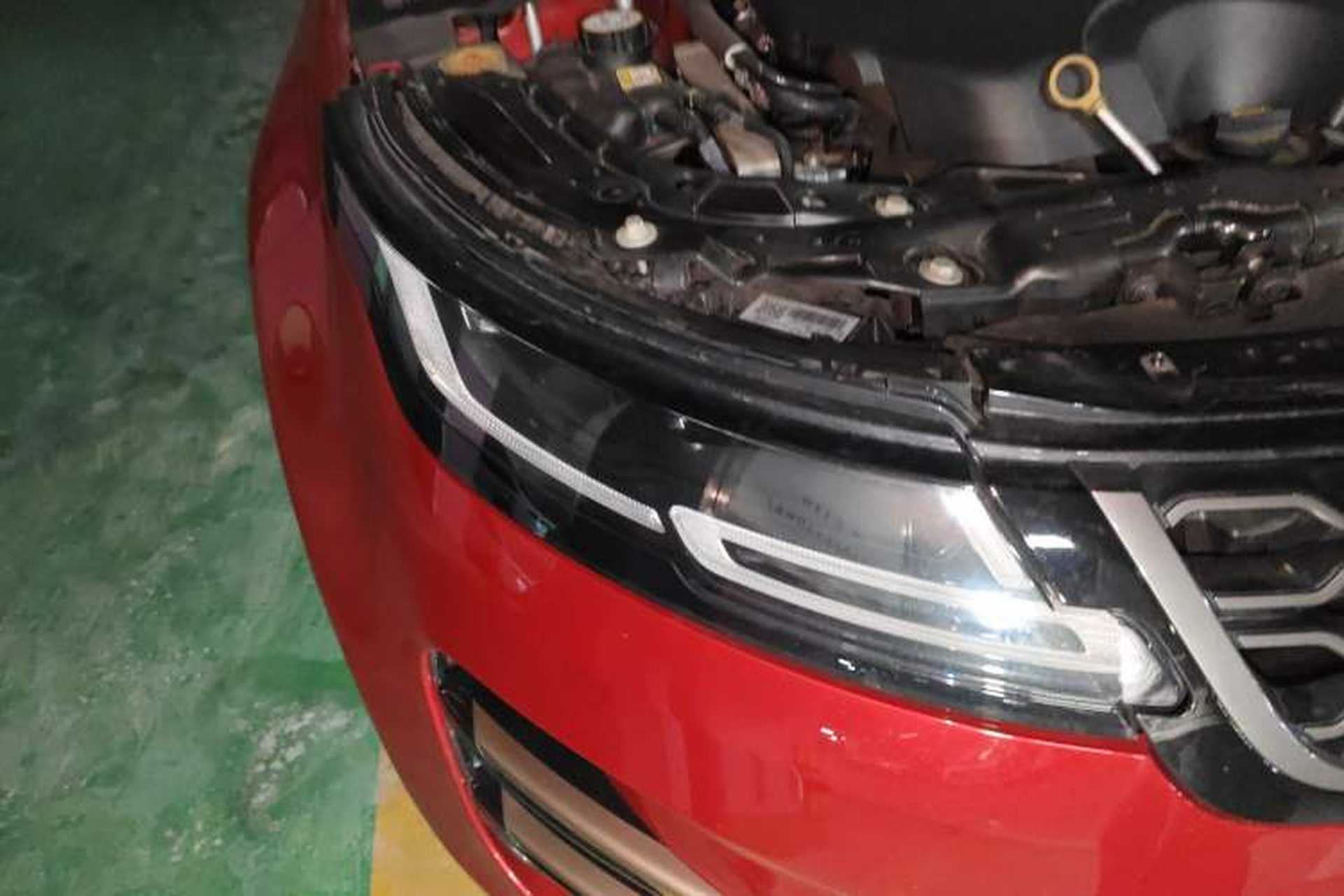 Used Land Rover Range Evoque 2020 249 PS R-DYNAMIC S Sport Edition Right Front Headlight