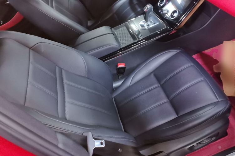 Used Land Rover Range Evoque 2020 249 PS R-DYNAMIC SE Sport Technology Edition Right Front Seat
