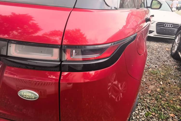 Used Land Rover Range Evoque 2020 249 PS R-DYNAMIC S Black Edition Sport Version Right Rear Taillight