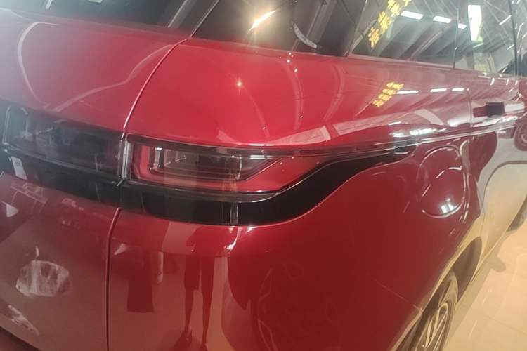 Used Land Rover Range Evoque 2020 249 PS R-DYNAMIC SE Sport Technology Edition Right Rear Taillight