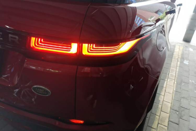 Used Land Rover Range Evoque 2020 249 PS R-DYNAMIC SE Sport Technology Edition Right Rear Taillight
