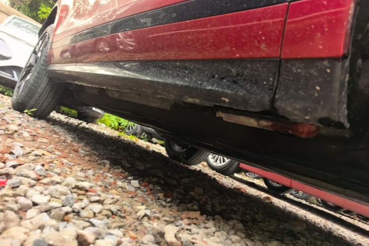 Used Land Rover Range Evoque 2020 249 PS R-DYNAMIC S Black Edition Sport Version Right Side Sill