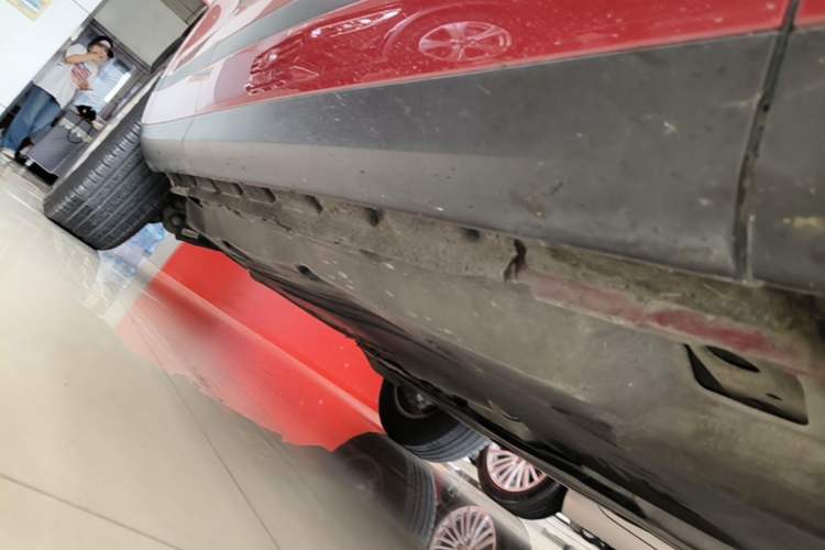 Used Land Rover Range Evoque 2020 249 PS Youth Edition Right Side Sill