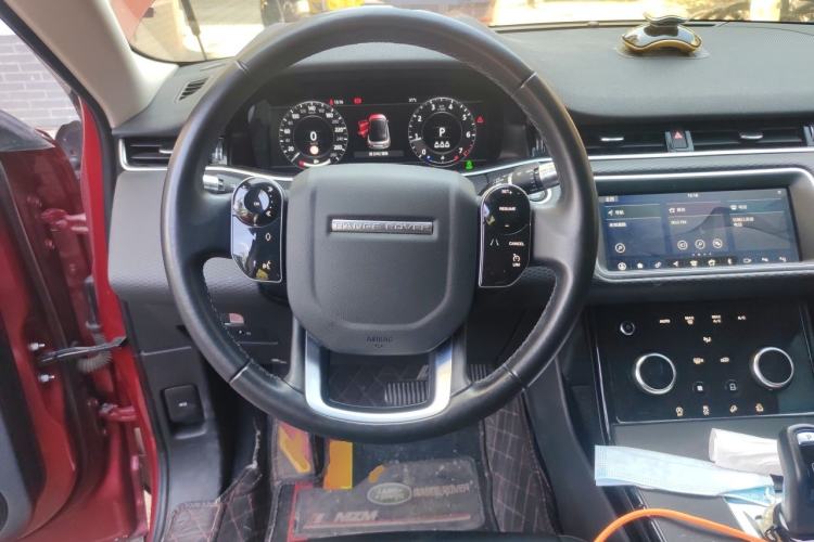 Used Land Rover Range Evoque 2020 249 PS Youth Edition Steering Wheel