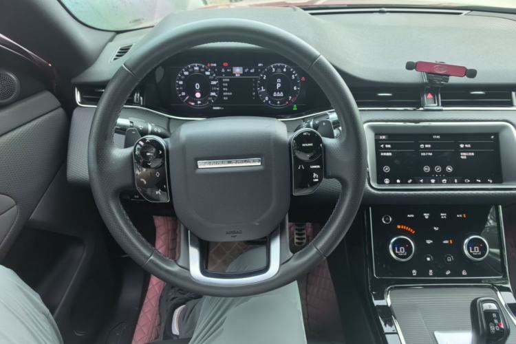 Used Land Rover Range Evoque 2020 249 PS R-DYNAMIC S Black Edition Sport Version Steering Wheel