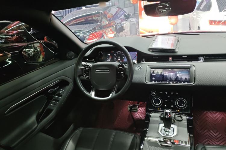 Used Land Rover Range Evoque 2020 249 PS R-DYNAMIC S Sport Edition Steering Wheel