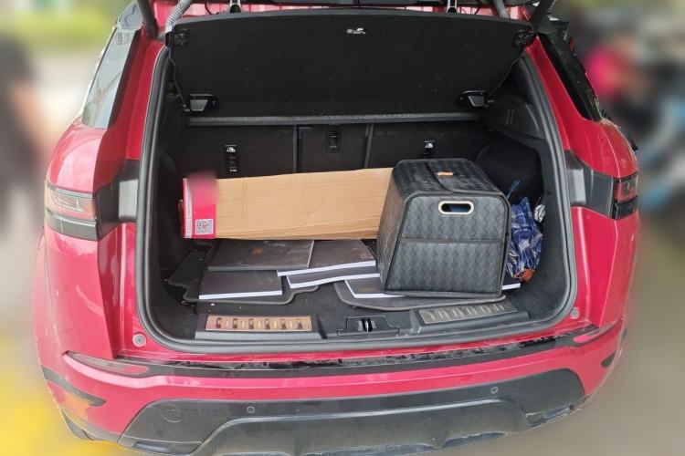 Used Land Rover Range Evoque 2020 249 PS R-DYNAMIC S First-Edition Sport Custom Edition Trunk