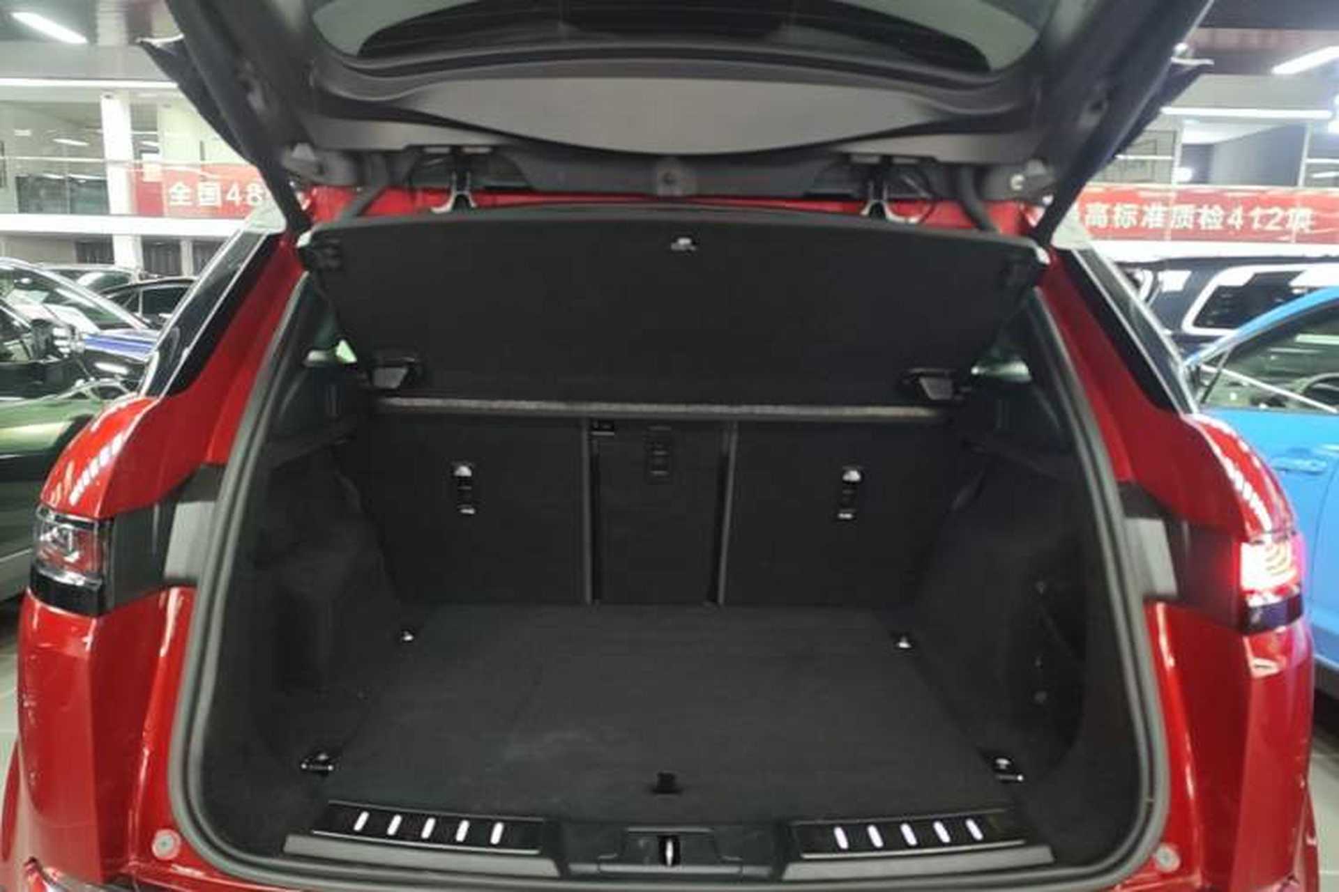 Used Land Rover Range Evoque 2020 249 PS R-DYNAMIC S First-Edition Sport Custom Edition Trunk