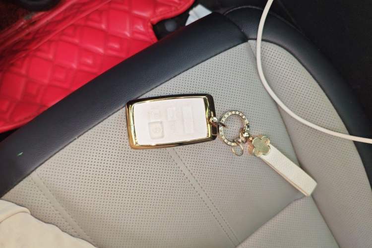 Used Land Rover Range Evoque 2020 249 PS R-DYNAMIC S Sport Edition Vehicle Key
