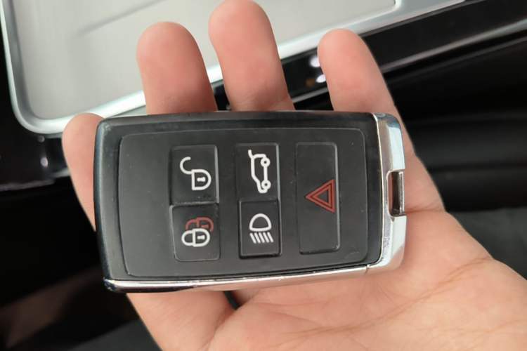 Used Land Rover Range Evoque 2020 249 PS Youth Edition Vehicle Key
