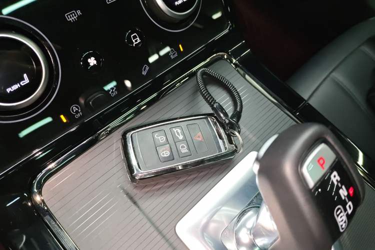 Used Land Rover Range Evoque 2020 249 PS R-DYNAMIC S Sport Edition Vehicle Key