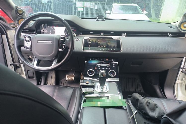 Used Land Rover Range Evoque 2020 249 PS R-DYNAMIC S Sport Edition Center Console