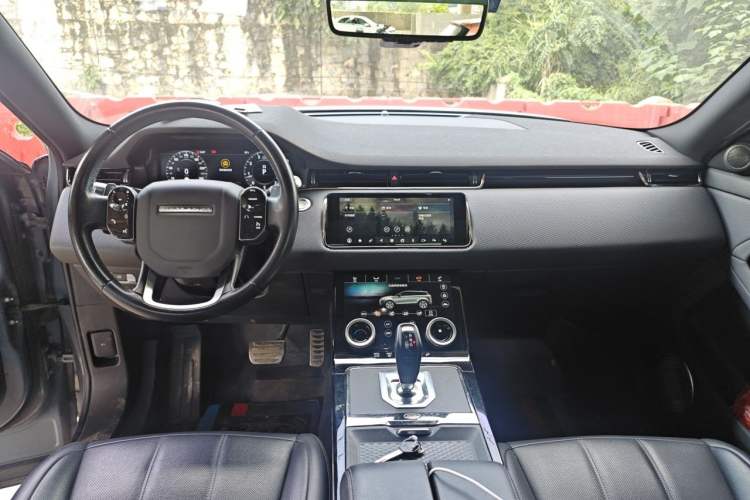 Used Land Rover Range Evoque 2020 249 PS R-DYNAMIC S First-Edition Sport Custom Edition Center Console