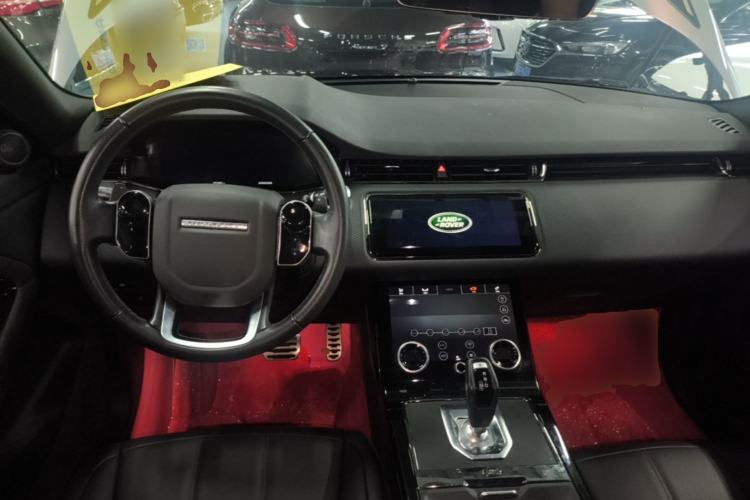 Used Land Rover Range Evoque 2020 249 PS R-DYNAMIC S Sport Edition Center Console