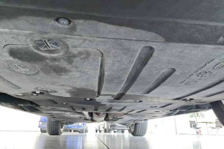 Used Land Rover Range Evoque 2020 249 PS R-DYNAMIC SE Sport Technology Edition Chassis Front