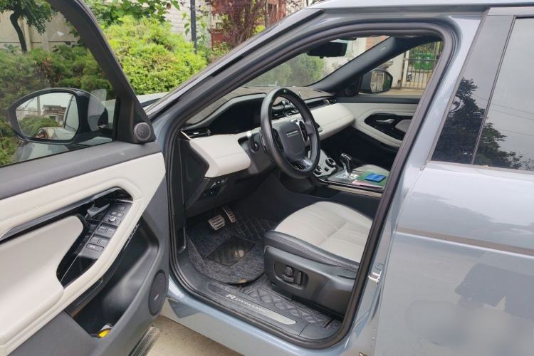 Used Land Rover Range Evoque 2020 249 PS R-DYNAMIC SE Sport Technology Edition Driver Seat