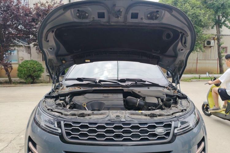 Used Land Rover Range Evoque 2020 249 PS R-DYNAMIC SE Sport Technology Edition Engine Bay