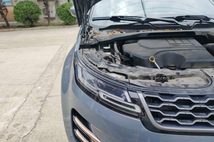 Used Land Rover Range Evoque 2020 249 PS R-DYNAMIC SE Sport Technology Edition Engine Bay Right