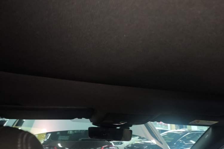 Used Land Rover Range Evoque 2020 249 PS R-DYNAMIC S Sport Edition Headliner