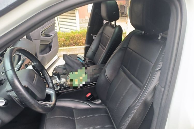 Used Land Rover Range Evoque 2020 249 PS R-DYNAMIC S Sport Edition Left Front Seat