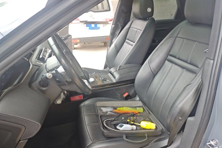 Used Land Rover Range Evoque 2020 249 PS R-DYNAMIC S First-Edition Sport Custom Edition Left Front Seat