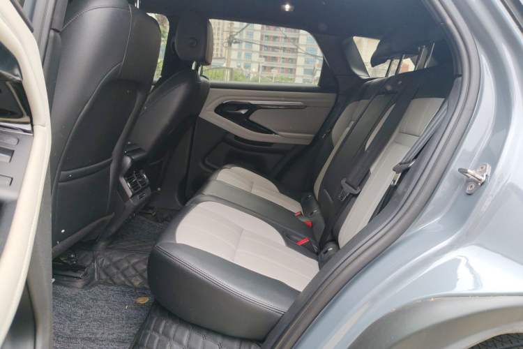 Used Land Rover Range Evoque 2020 249 PS R-DYNAMIC SE Sport Technology Edition Left Rear Seat