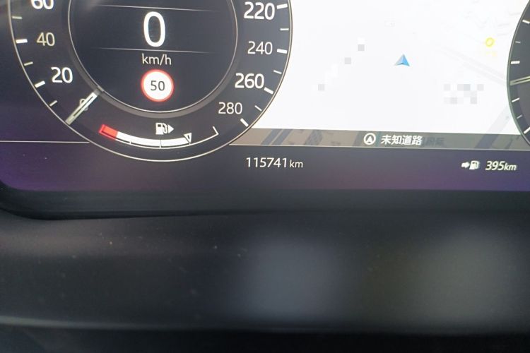 Used Land Rover Range Evoque 2020 249 PS R-DYNAMIC S Sport Edition Odometer Close Up