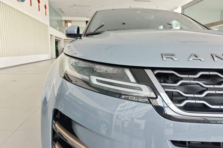 Used Land Rover Range Evoque 2020 249 PS R-DYNAMIC SE Sport Technology Edition Right Front Headlight